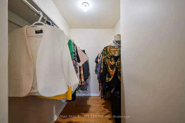 Additional image 19 of 89 High Acres Cres