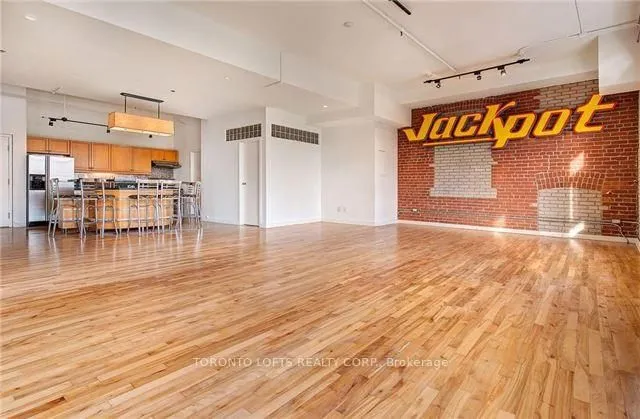 Additional image 5 of 426 Queen St Unit 204