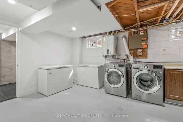 Additional image 35 of 21 Parkend Ave