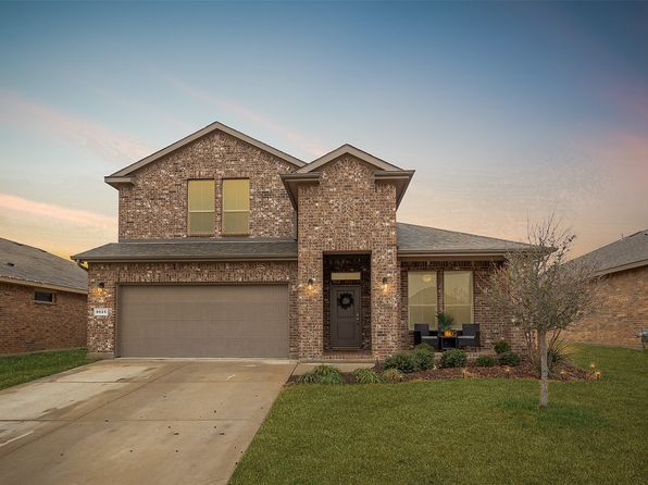 9025 Highland Orchard Dr, Fort Worth, TX 76179
