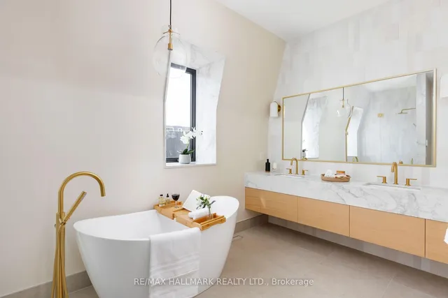 Additional image 24 of 108 Crawford St