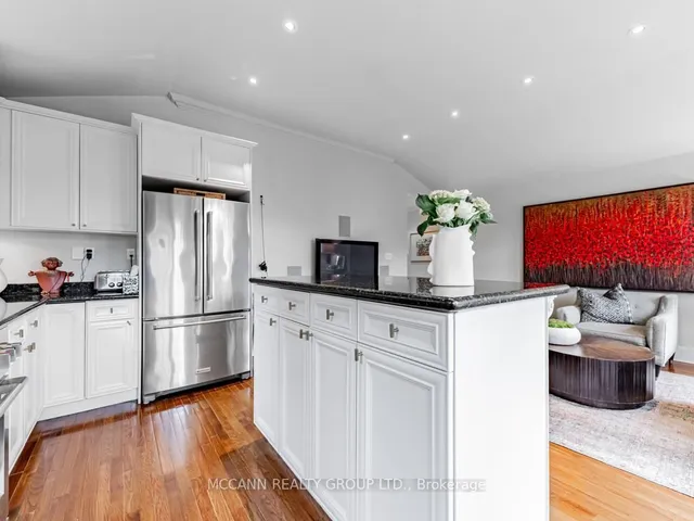 Additional image 18 of 237 Empress Ave