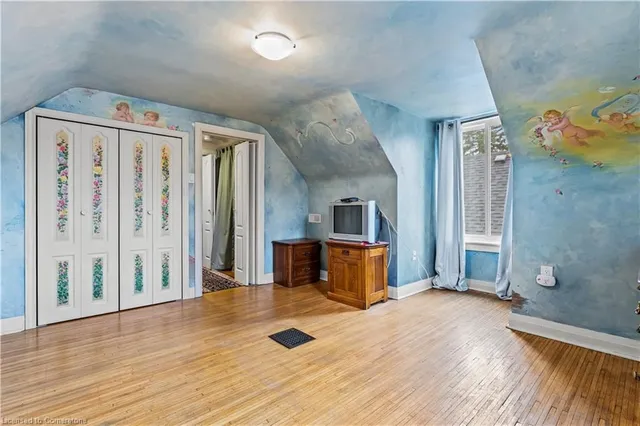 Additional image 22 of 272 Cumberland Ave