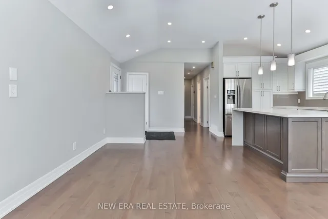 Additional image 5 of 16 Gentian Dr