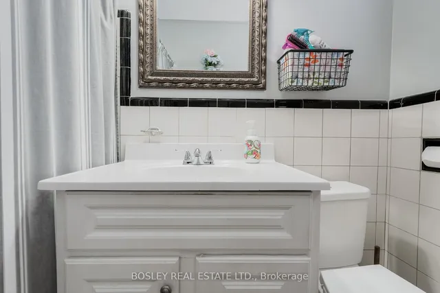 Additional image 17 of 25 Chilcot Ave