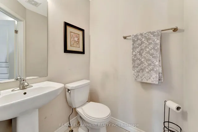 Additional image 23 of 19 COLORADO Blvd