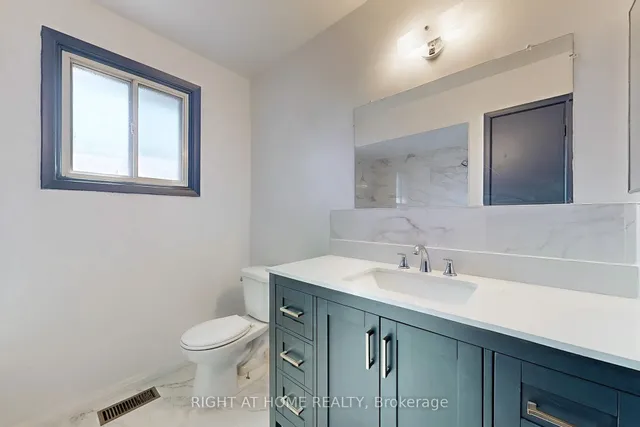 Additional image 13 of 1326 Victoria Park Ave