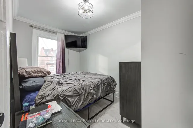 Additional image 17 of 218 Catharine St