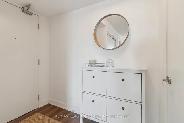 Additional image 8 of 2191 Yonge St Unit 2807