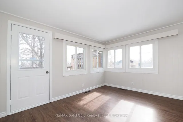 Additional image 13 of 146 Lancaster St