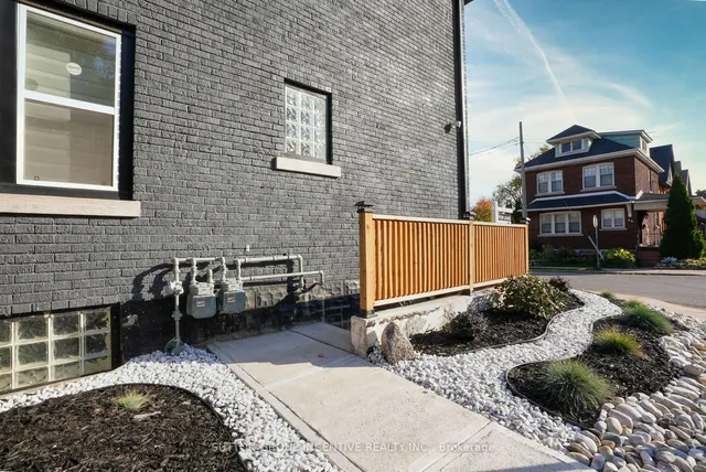 Additional image 30 of 88 Tisdale St