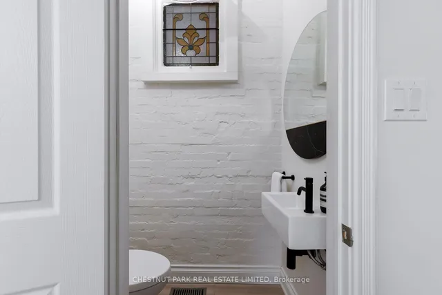 Additional image 11 of 144 Barton Ave