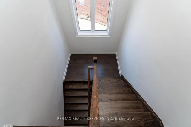 Additional image 24 of 945 PONDCLIFFE Crt