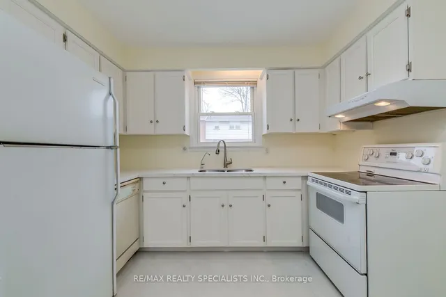 Additional image 3 of 17 Centennial Park Rd Unit 16