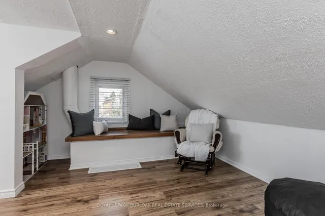 Additional image 32 of 708 West 5th St