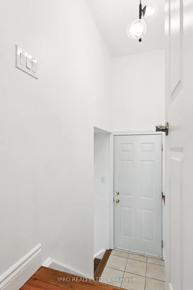 Additional image 28 of 24 Crosland Dr