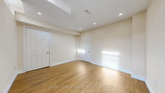 Additional image 37 of 141 PONYMEADOW Terr