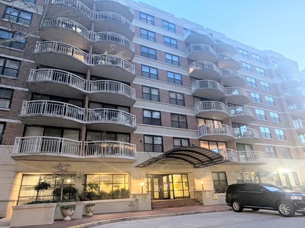 1200 Braddock Pl APT 316, Alexandria, VA 22314