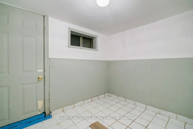 Additional image 39 of 34 Hickson St