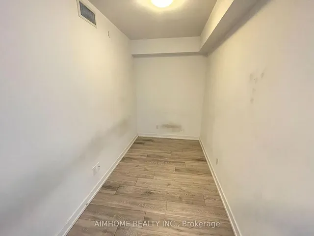 Additional image 5 of 159 Wellesley St Unit 1111