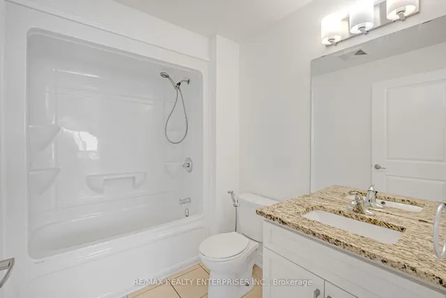 Additional image 28 of 640 Sauve St Unit 105