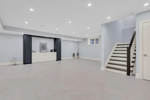 Additional image 4 of 29 Leland Ave