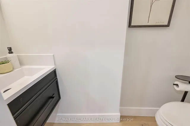 Additional image 12 of 263 Withrow Ave