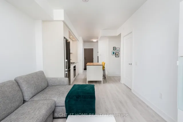 Additional image 18 of 30 Inn On The Park Dr Unit 3101