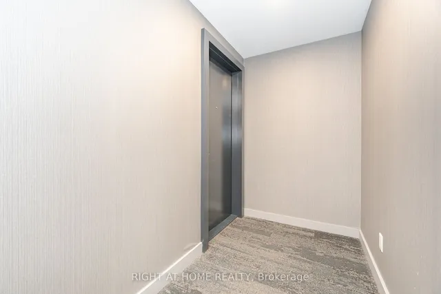 Additional image 4 of 650 King St Unit 106