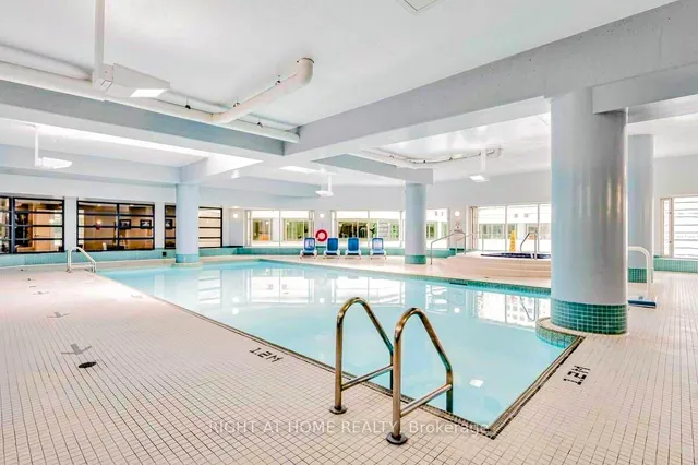 Additional image 19 of 10 Queens Quay Unit 1012