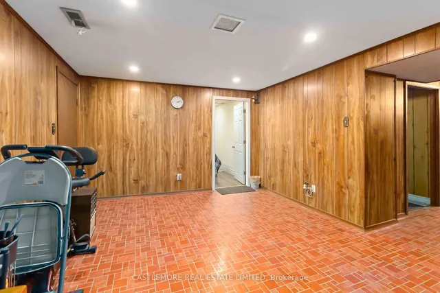 Additional image 27 of 6939 Justine Dr