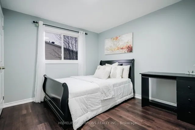 Additional image 26 of 28 Longsword Dr