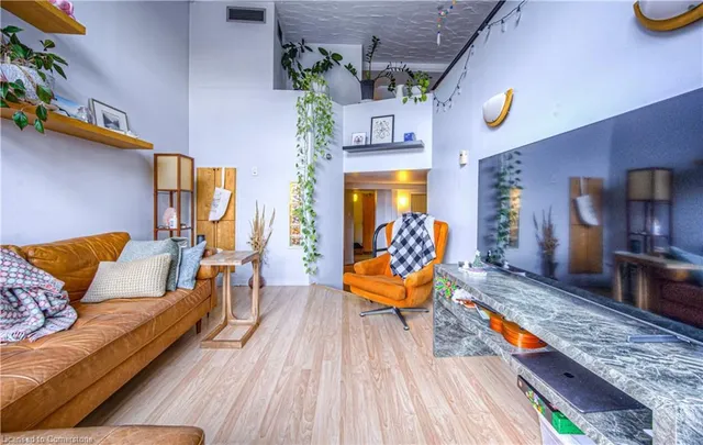 Additional image 12 of 50 Main St Unit 314