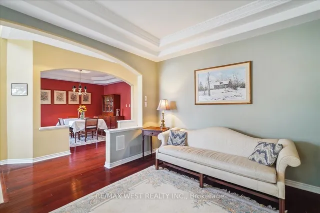 Additional image 3 of 912 John Watt Blvd