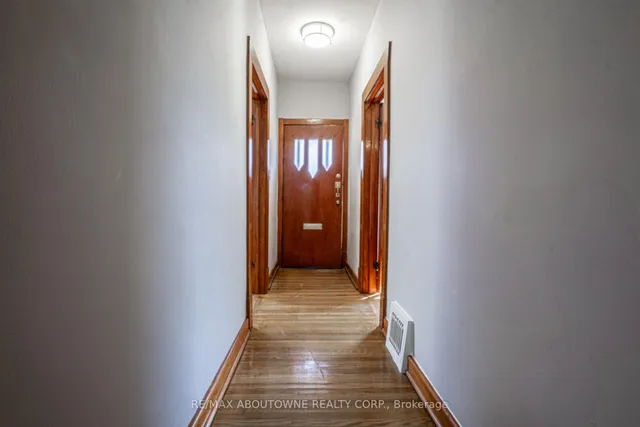 Additional image 3 of 27 Fairview Ave