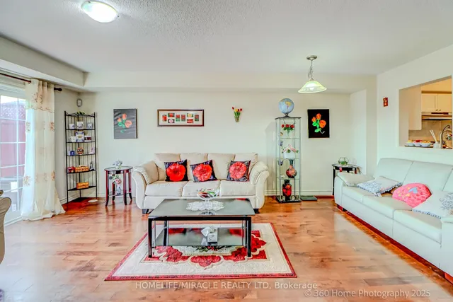 Additional image 10 of 135 GREENBRAE Crct