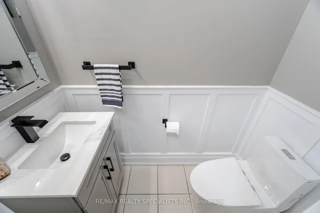 Additional image 17 of 122 Teal Crest Circ