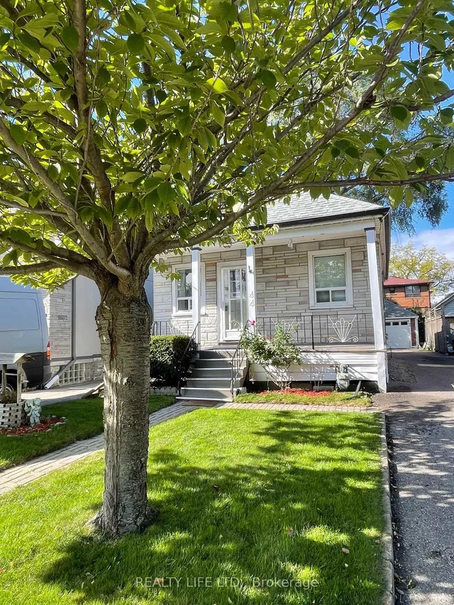 Additional image 35 of 44 Twentieth St