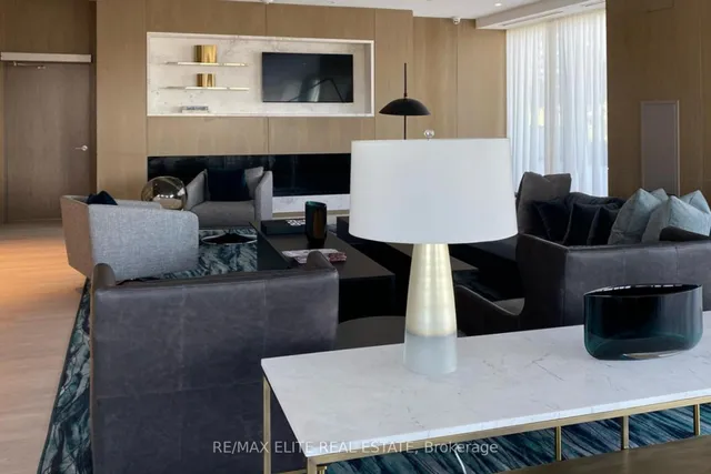 Additional image 34 of 585 Bloor St Unit 2418