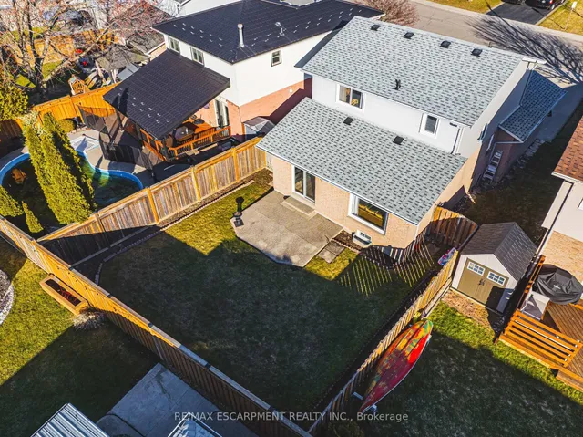 Additional image 44 of 103 Broughton Ave
