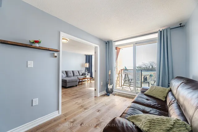 Additional image 22 of 2199 Sixth Line Unit 206