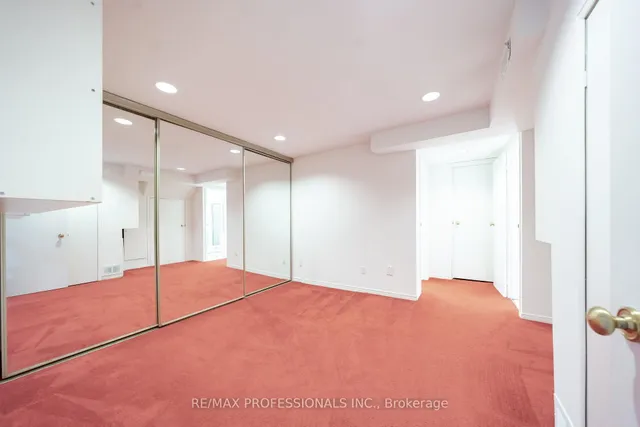 Additional image 30 of 580 Renforth Dr Unit 52