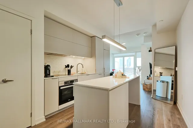 Additional image 6 of 20 Richardson St Unit 602