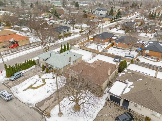 Additional image 40 of 154 Brighton Ave