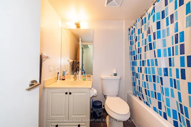 Additional image 26 of 135 Village Green Sq Unit 1423