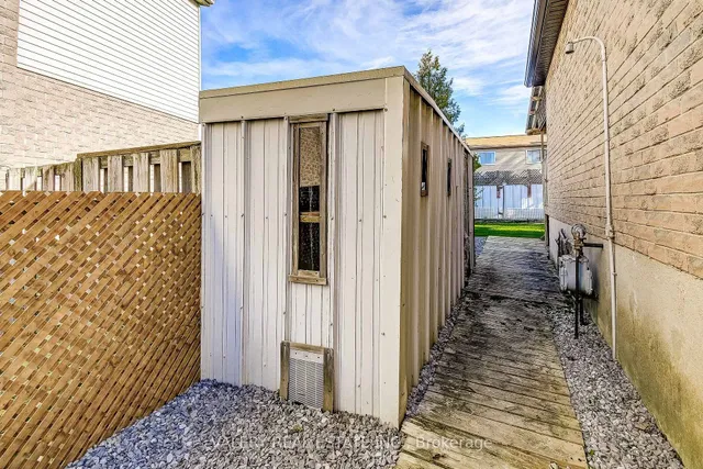 Additional image 36 of 26 Garden Cres