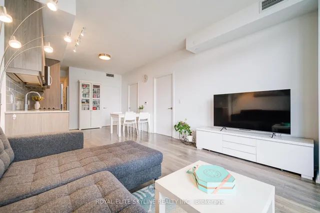 Additional image 17 of 36 Forest Manor Rd Unit 810