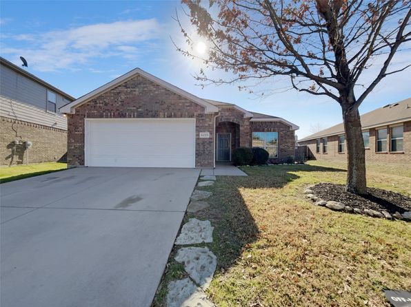 6225 Granite Creek Dr, Fort Worth, TX 76179