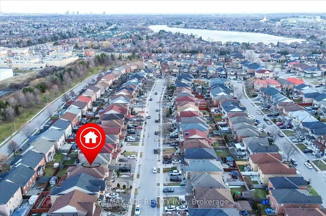 Additional image 45 of 62 Saffron Cres