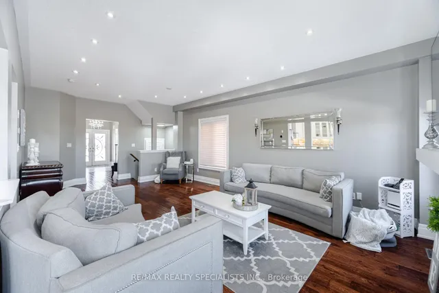 Additional image 8 of 122 Teal Crest Circ